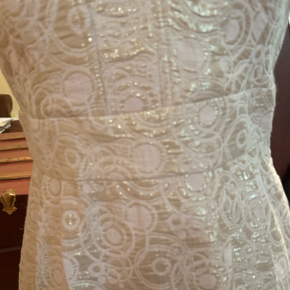 London Times size 8 beautiful dress 
Perfect for that  holiday sparkle. - Picture 2 of 8